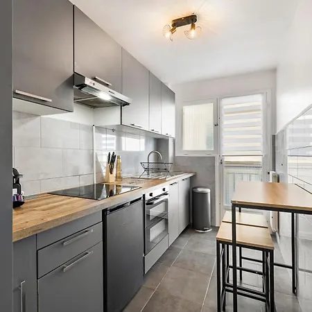 Nice Renting - Philibert - Elegant Spacious Quiet Near The Port Free Parking Exterior photo