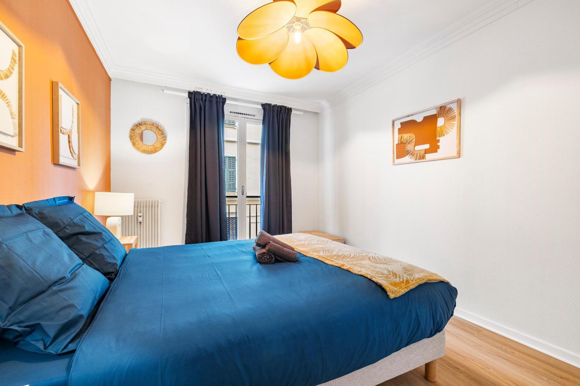 Renting - Philibert - Elegant Spacious Quiet Near The Port Free Parking Nice