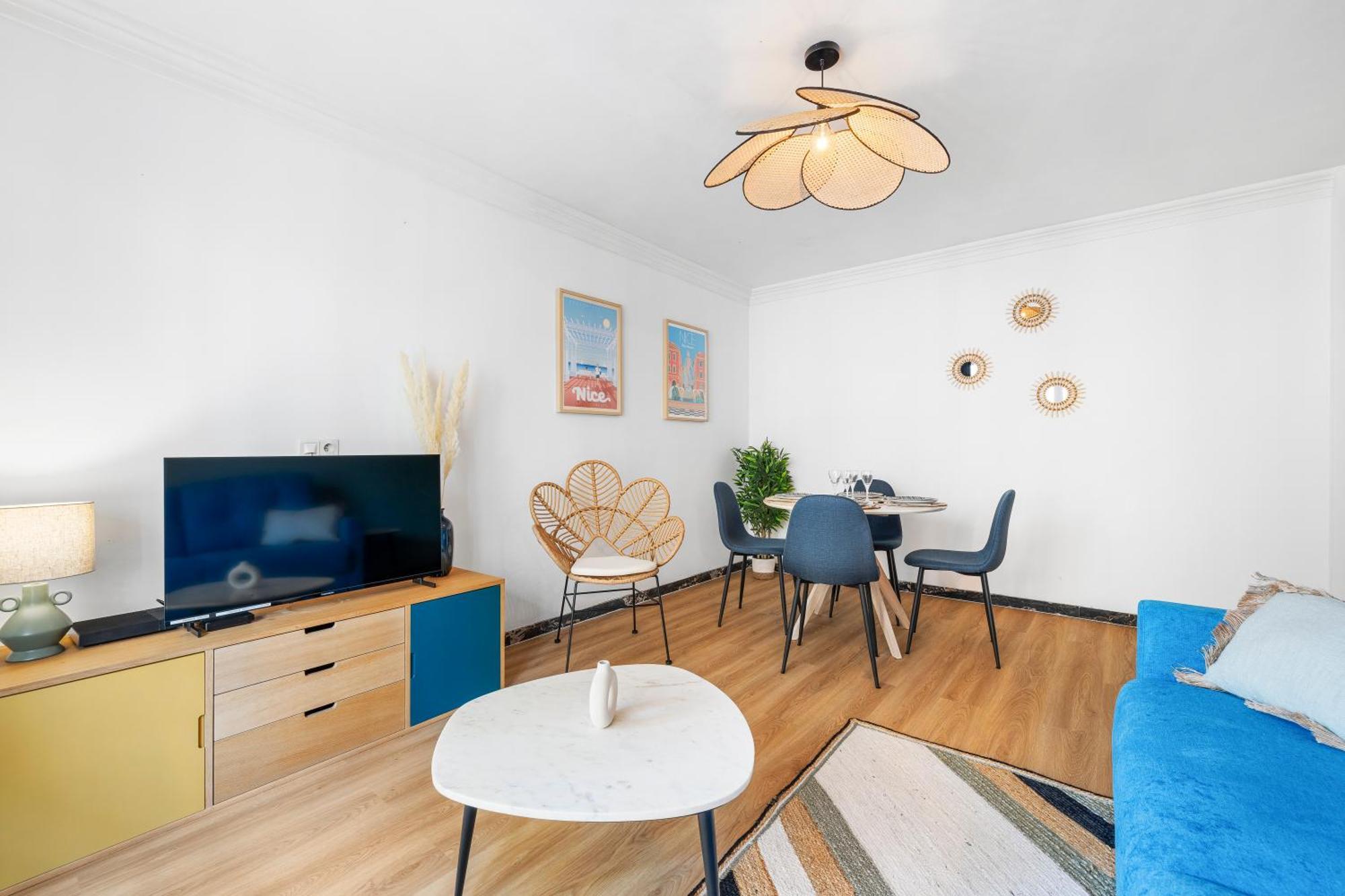Appartement Renting - Philibert - Elegant Spacious Quiet Near The Port Free Parking *